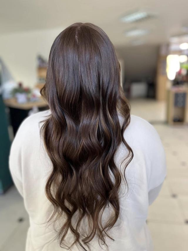 Hair salon service