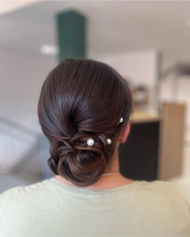 Hair salon service